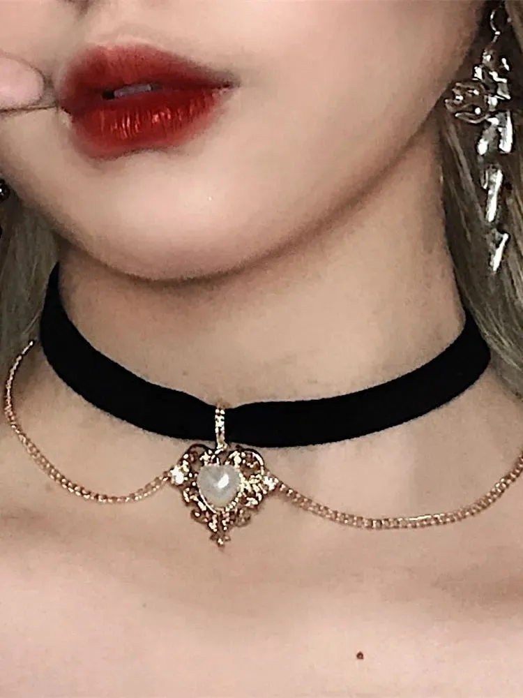 binfenxie Vintage Velvet Chain Choker Necklace Gothic Heart Imitation Pearl Pendant Collar Women Clavicle Chain Necklace Party Jewelry