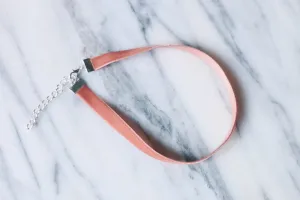 Dusty Rose Mauve Velvet Choker. Grunge, hippie, bohemian choker necklace, 90s choker