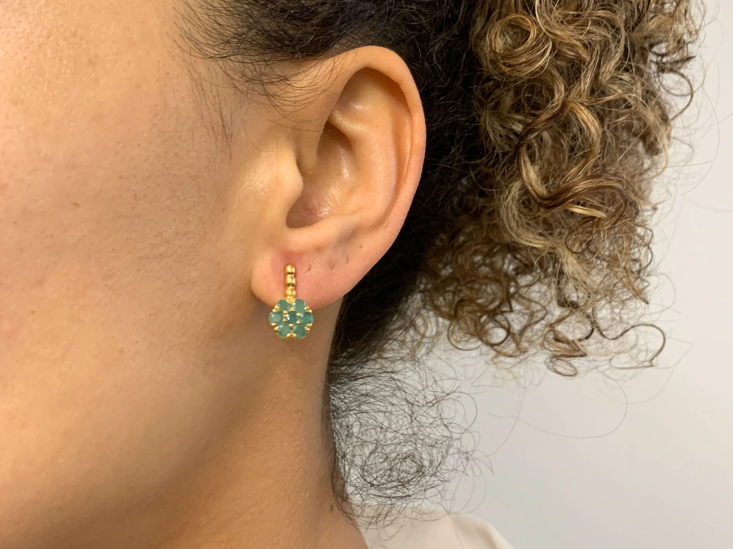 Emerald Flower Earrings - Gold Emerald Earrings - Emerald Daisy Earrings