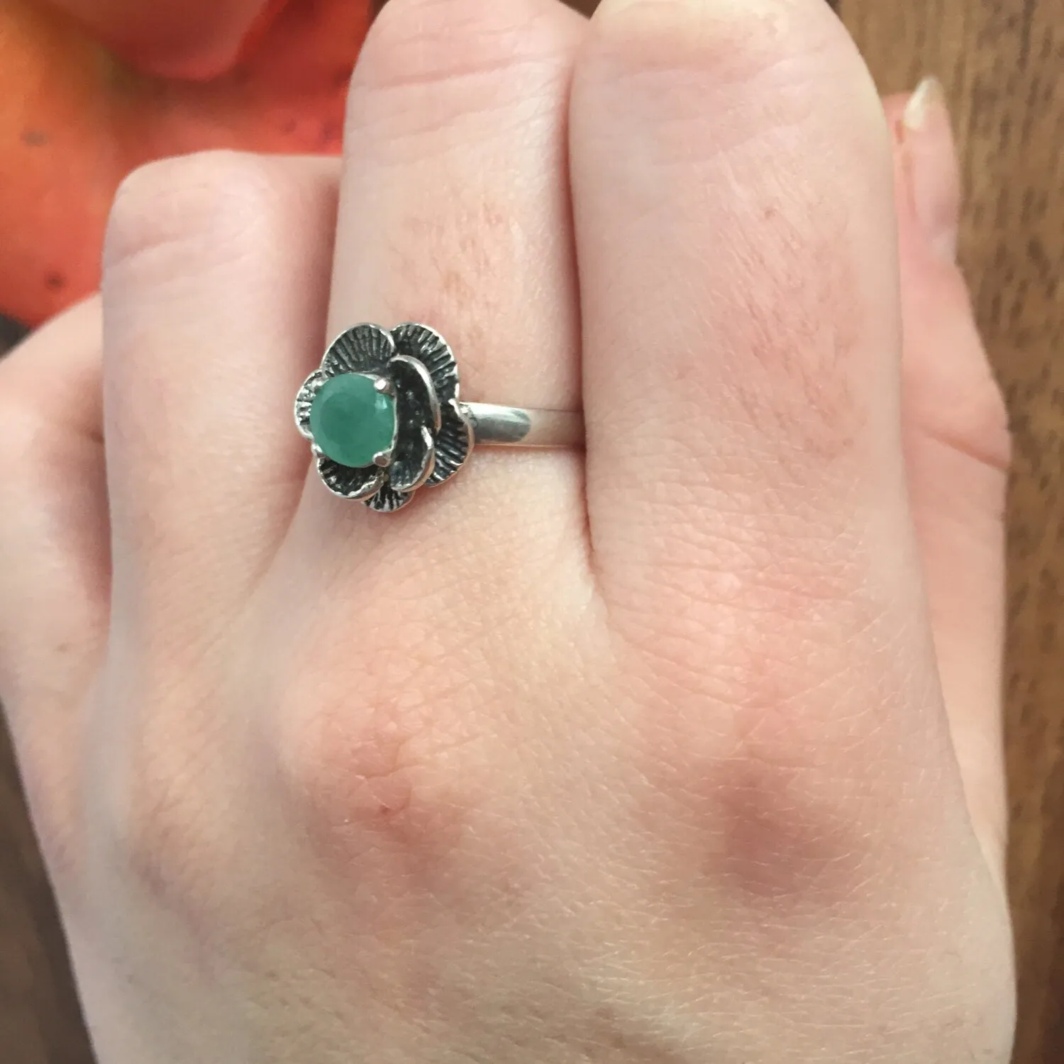 Emerald Flower Ring - Silver Rose Ring - May Birthstone Ring