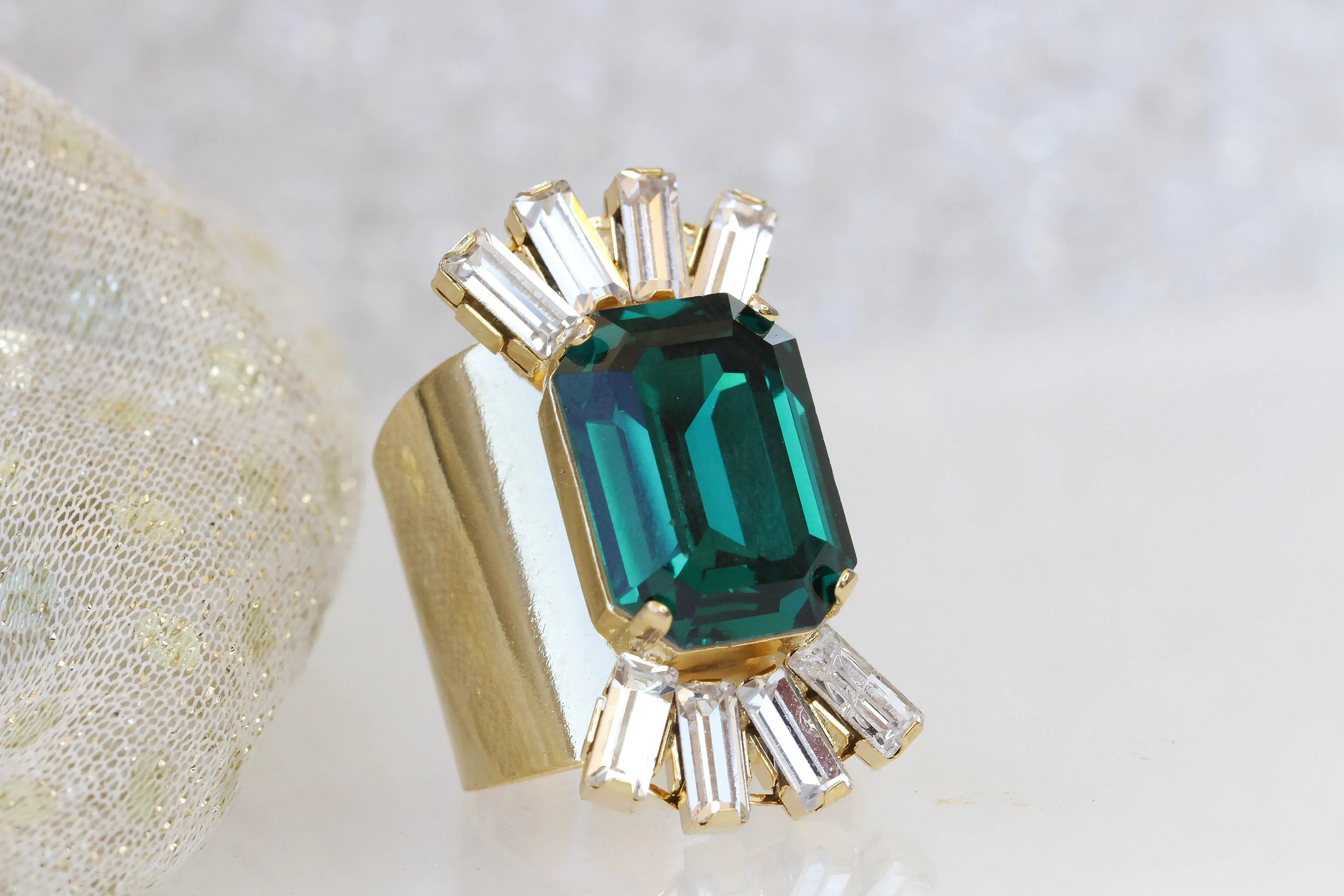 Emerald STATEMENT RING