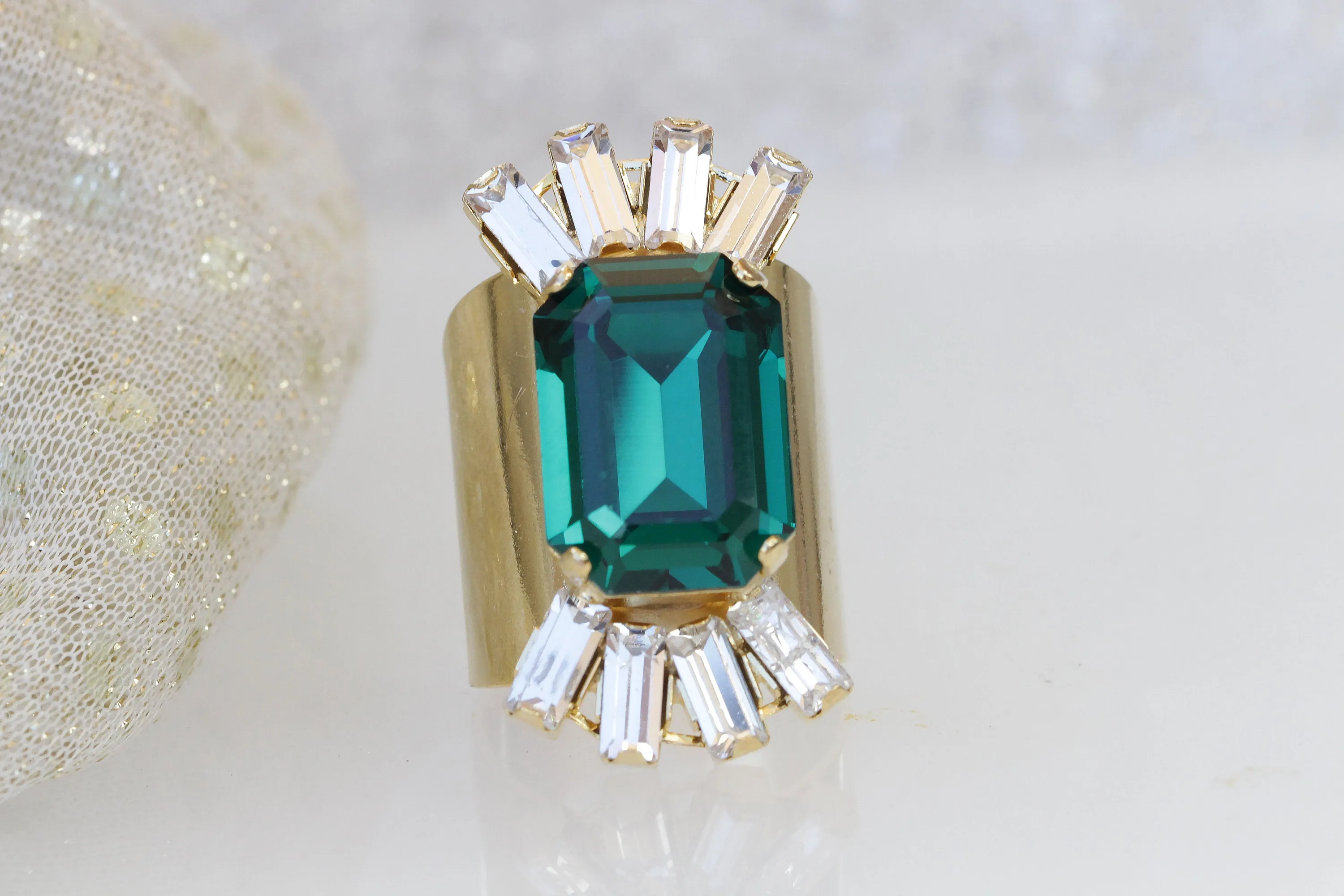 Emerald STATEMENT RING