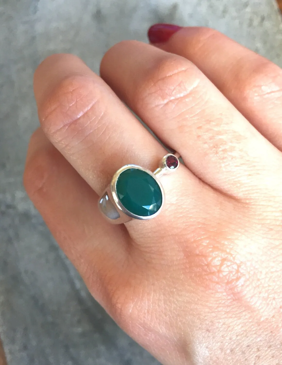 Emerald Vintage Ring - Two Stone Ring - Garnet Silver Ring