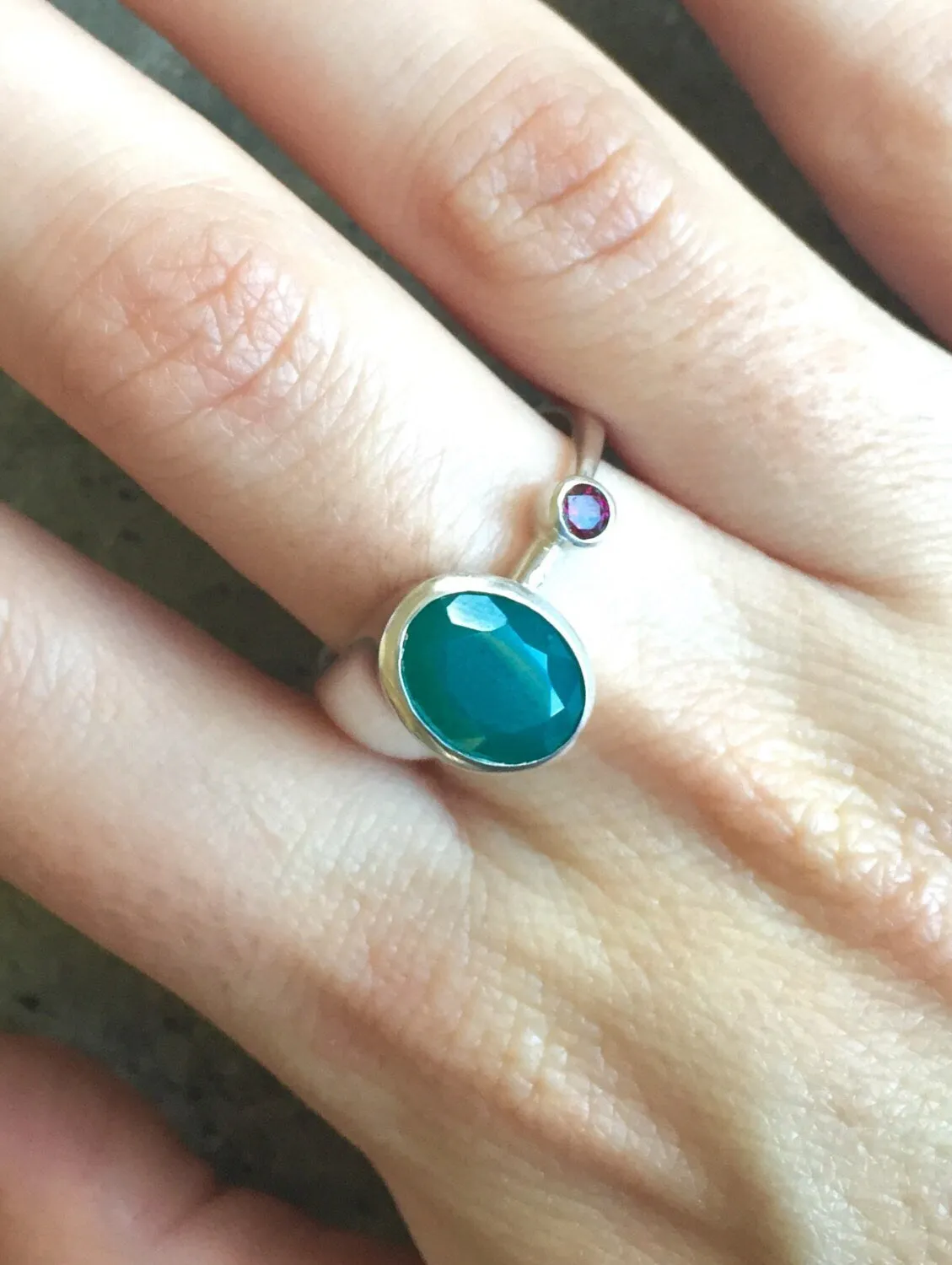 Emerald Vintage Ring - Two Stone Ring - Garnet Silver Ring