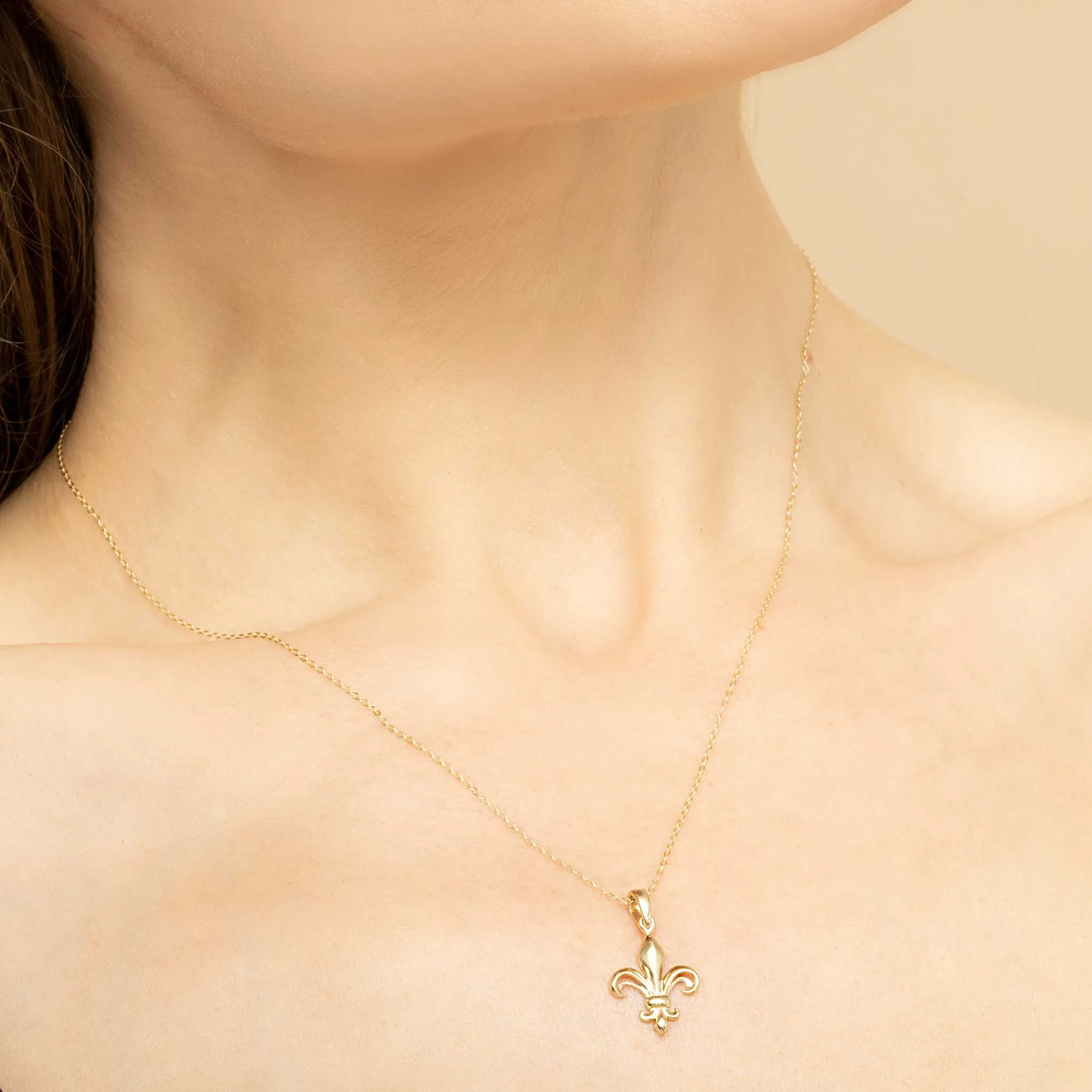 Fleur De Lis Pendant Necklace