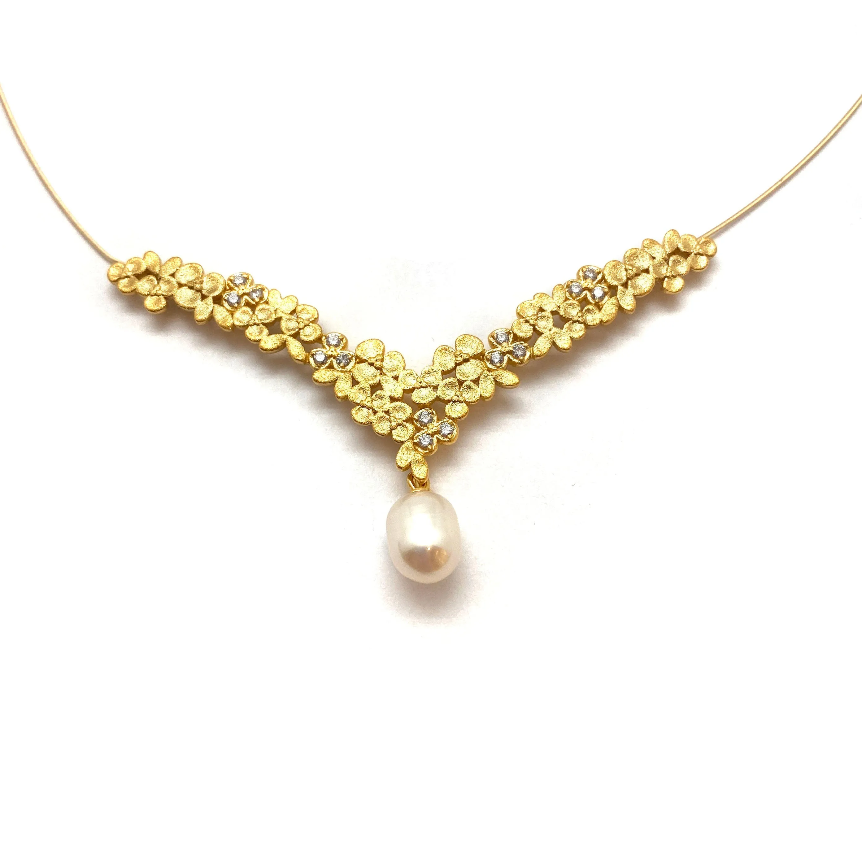 Floral Pearl V Collar Necklace