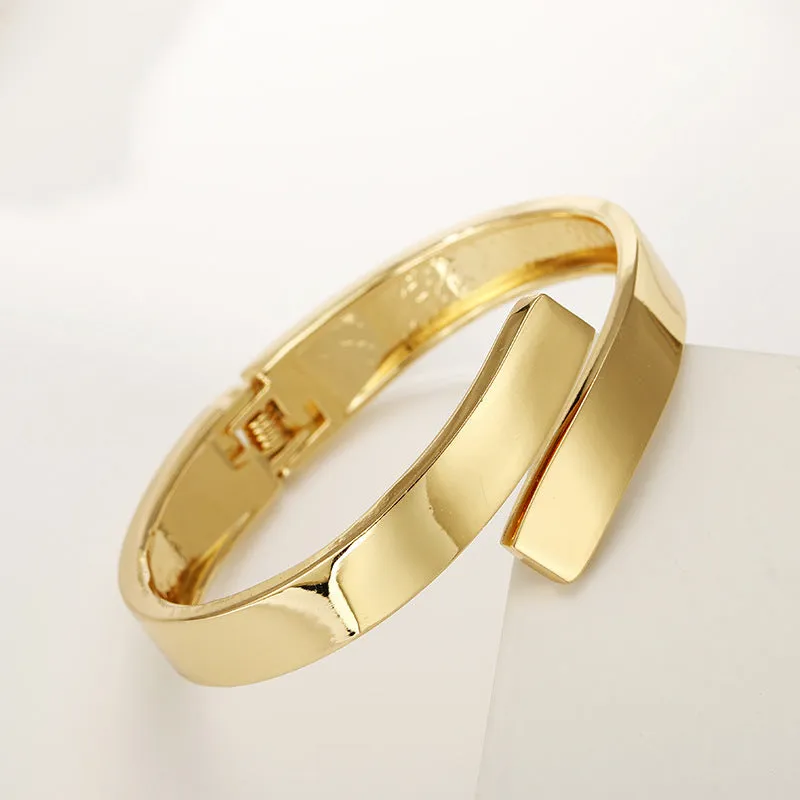 Glossy Irregular Gold Bracelet with Unique Personality Fashion Buckles