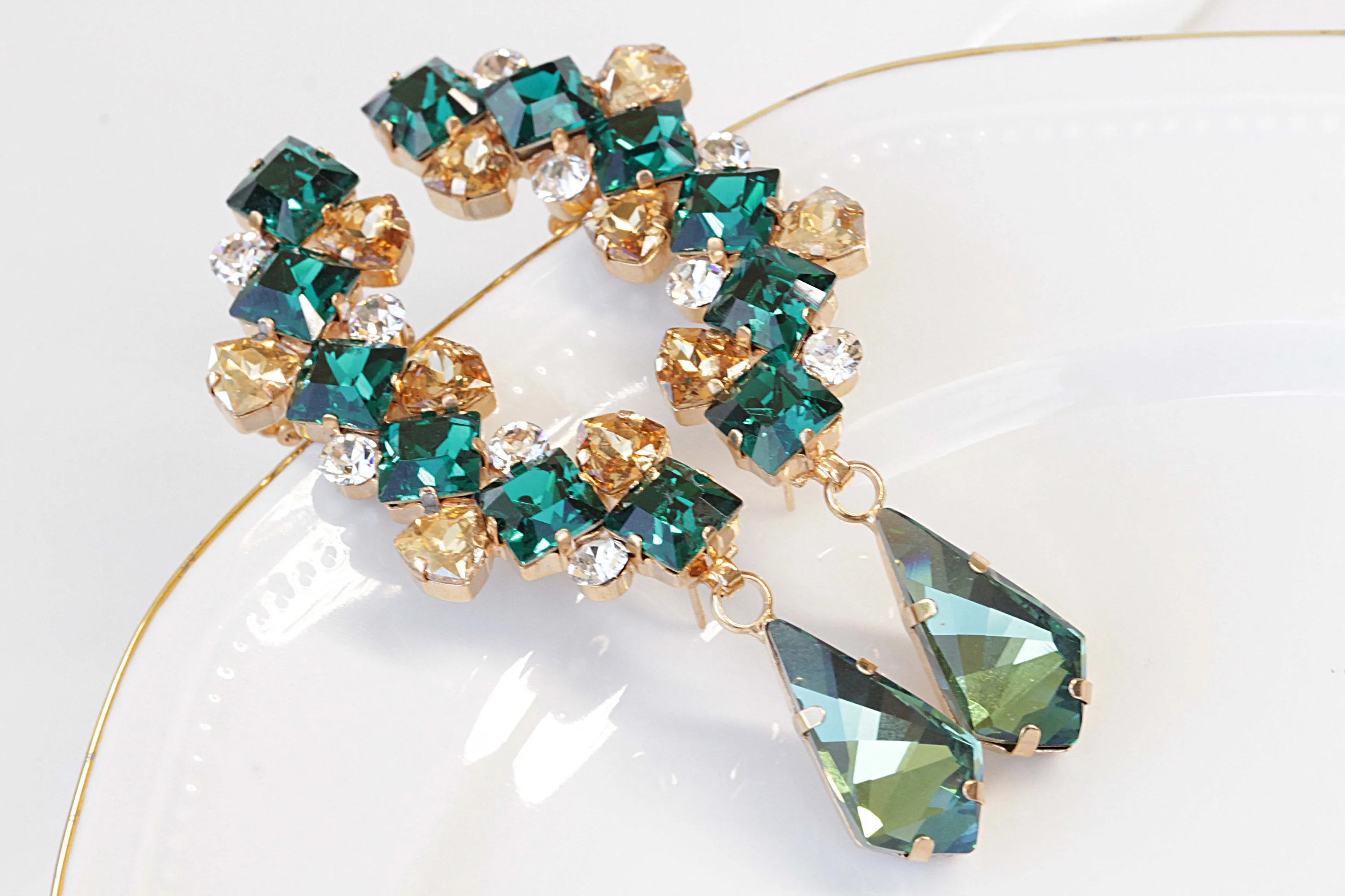 Gold EMERALD STUD EARRING