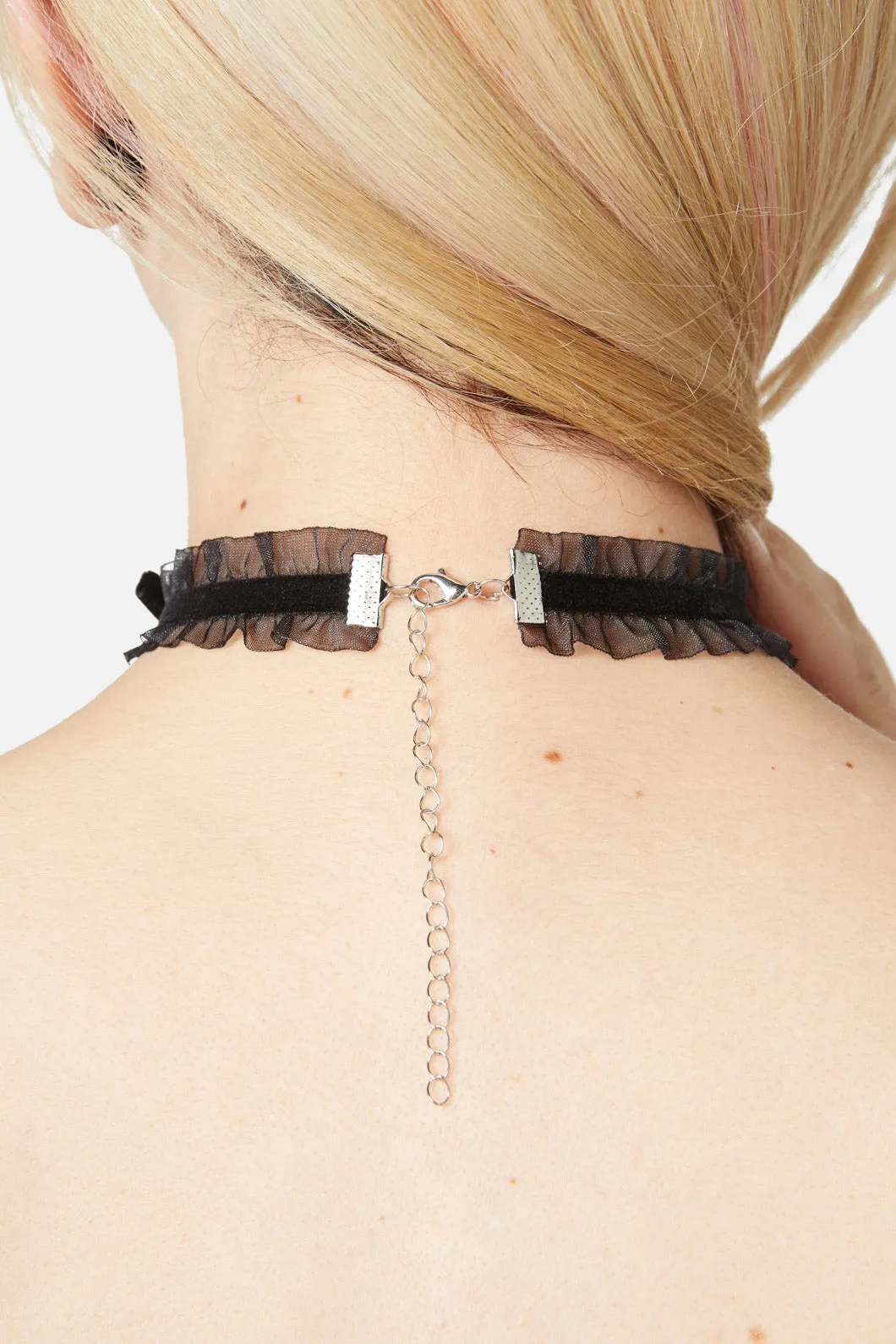 Heart Bow Choker