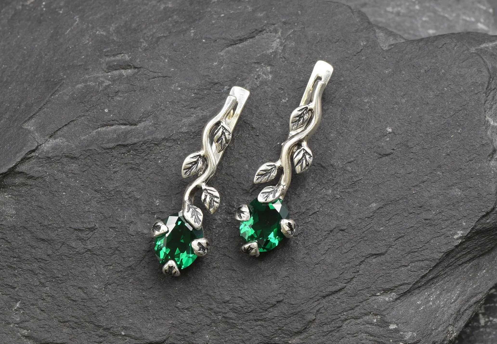 Long Emerald Earrings - Green Drop Earrings - Vintage Leaf Earrings