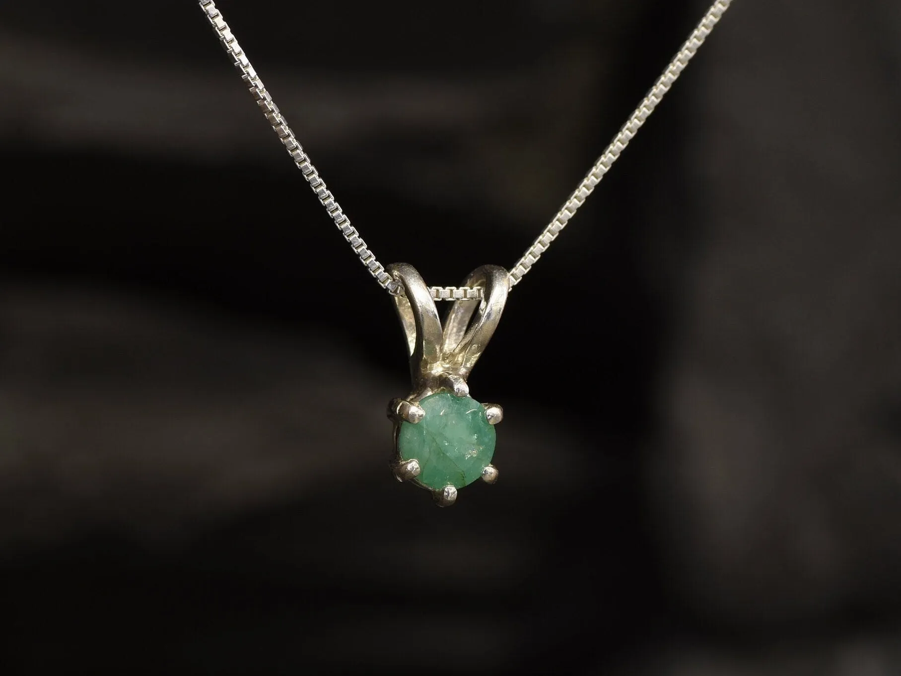 Natural Emerald Pendant - Dainty Round Necklace - May Birthstone Necklace