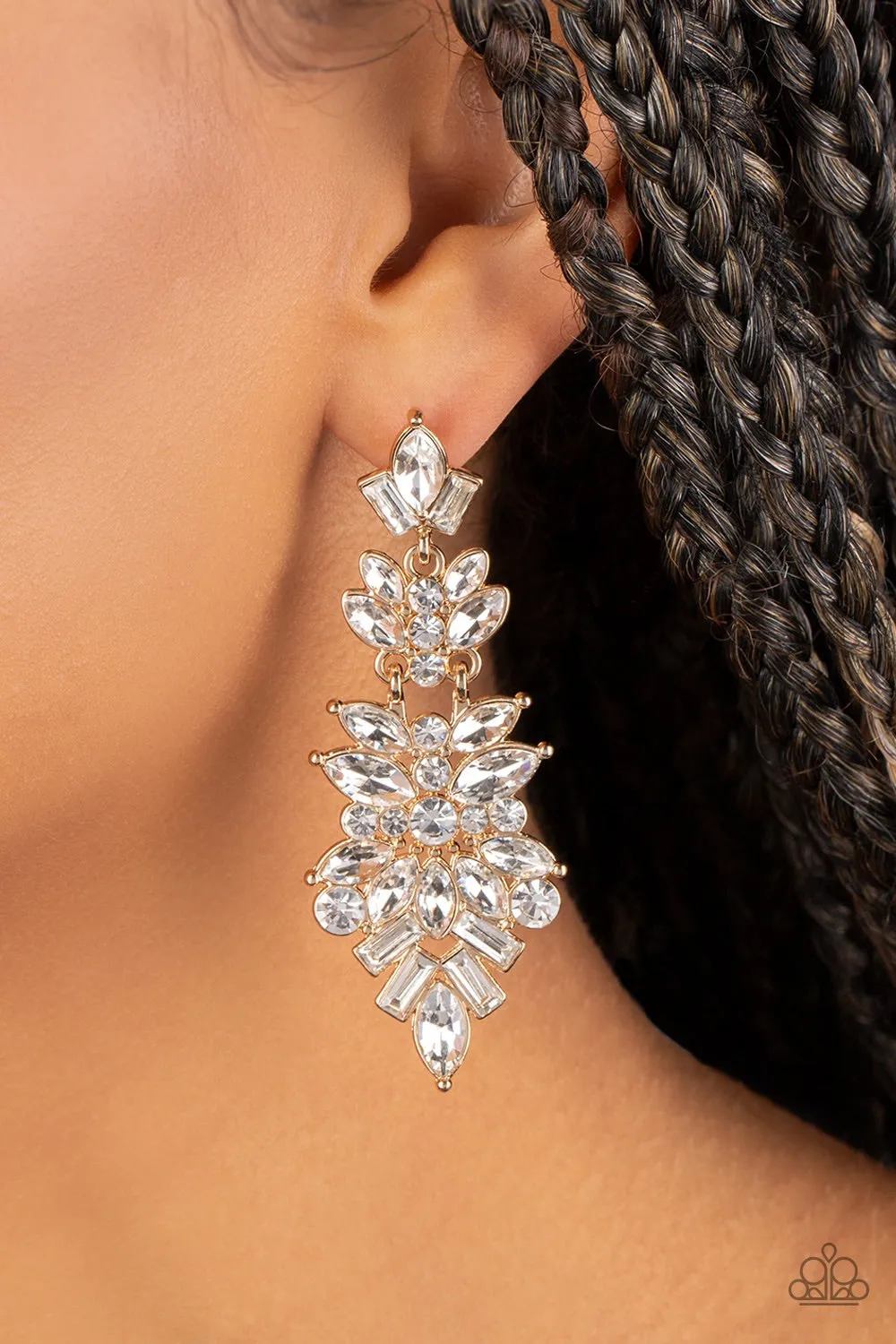 Paparazzi Frozen Fairytale - Gold Earring