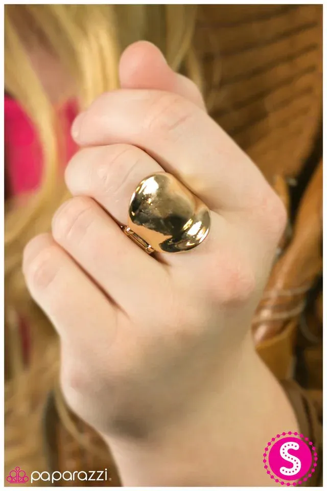 Paparazzi Ring ~ The Windy City - Gold