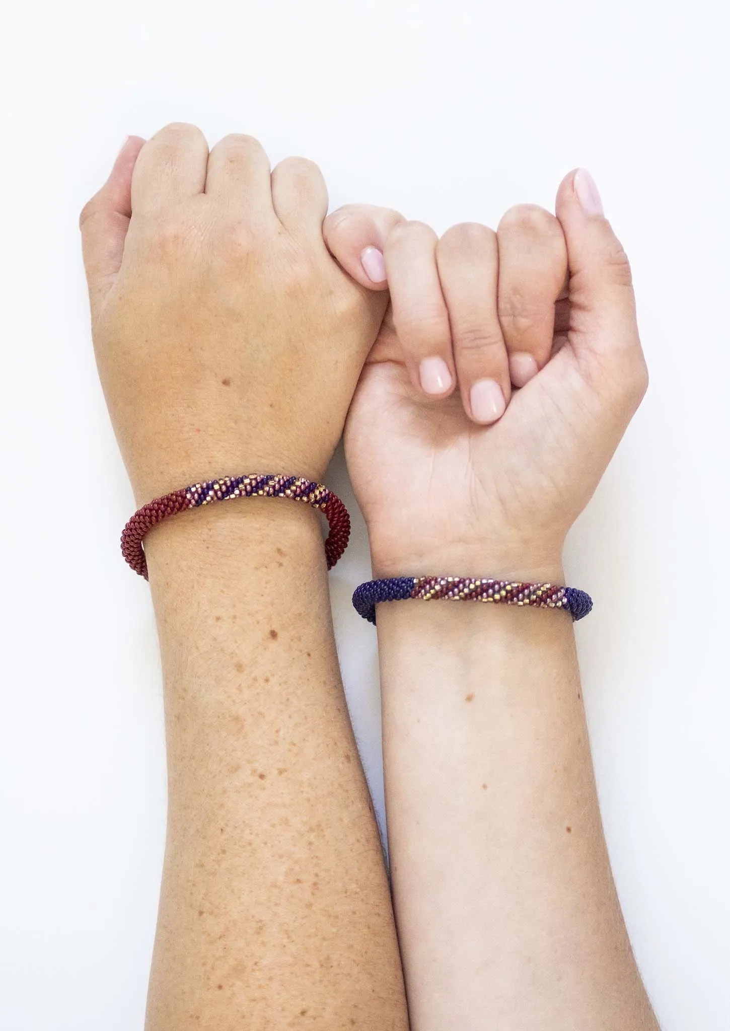 Roll-On® Friendship Bracelets <br> Earthberry