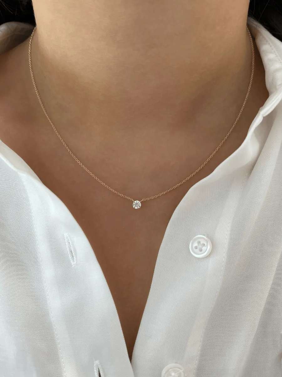 Round Diamond Necklace 14K