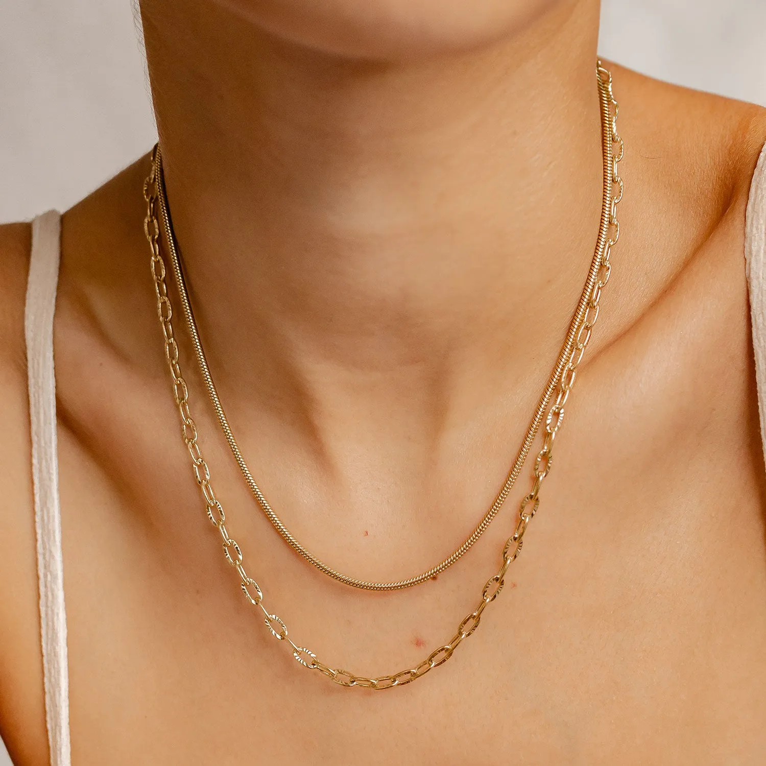 Round Snake Chain Necklace Gold