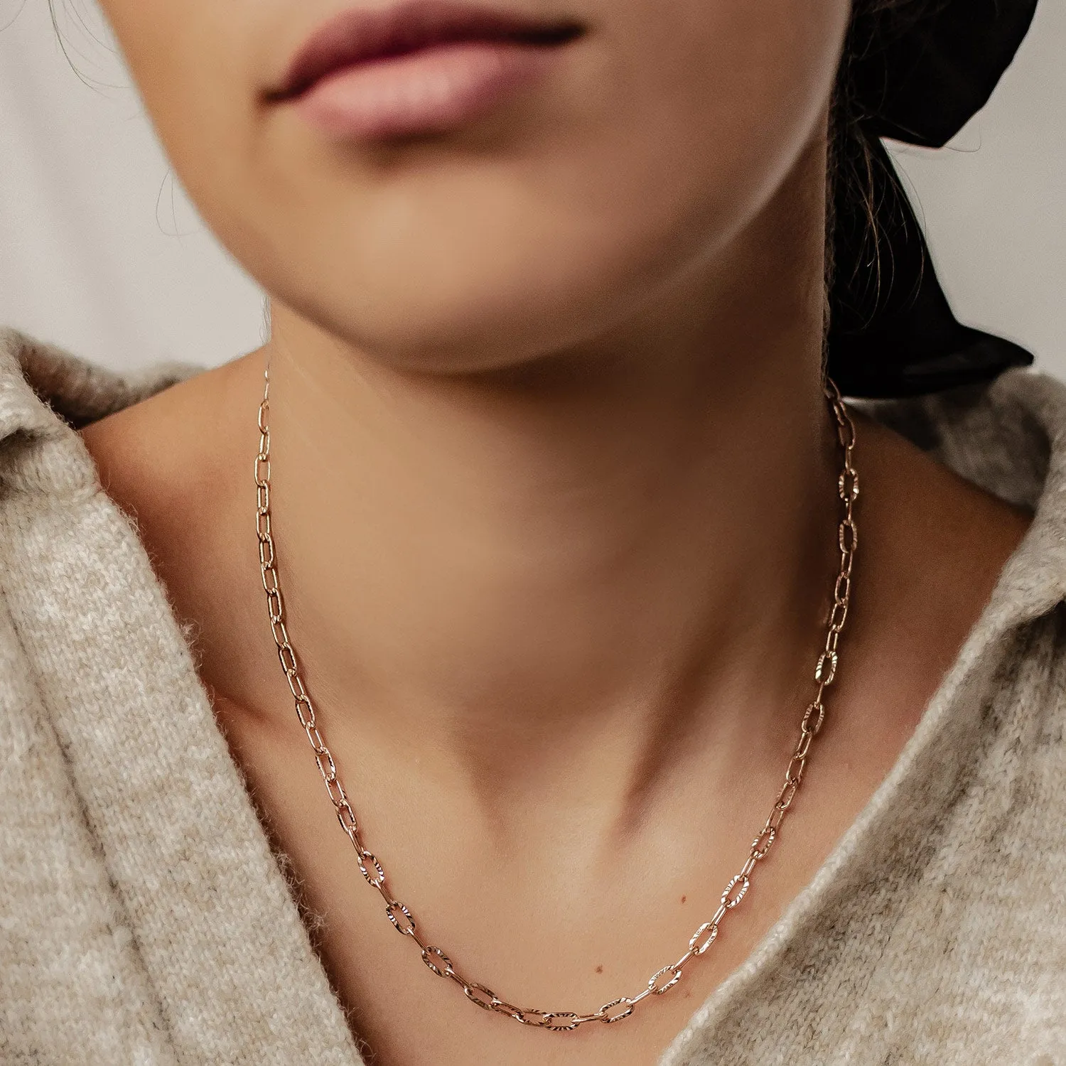 Textured Link Chain Necklace Rose Gold