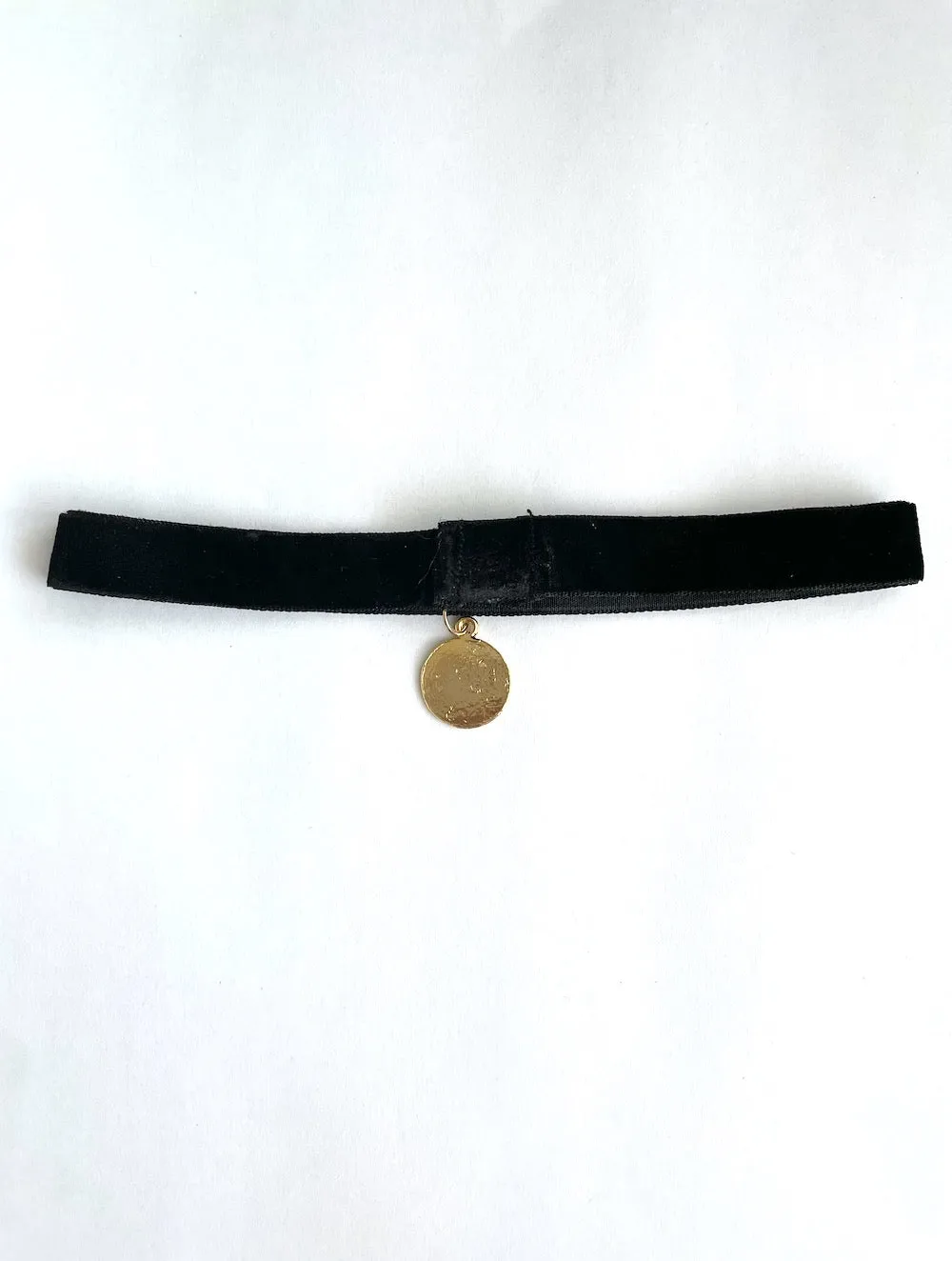 Vintage 90s Black Velvet Yin Yang Choker