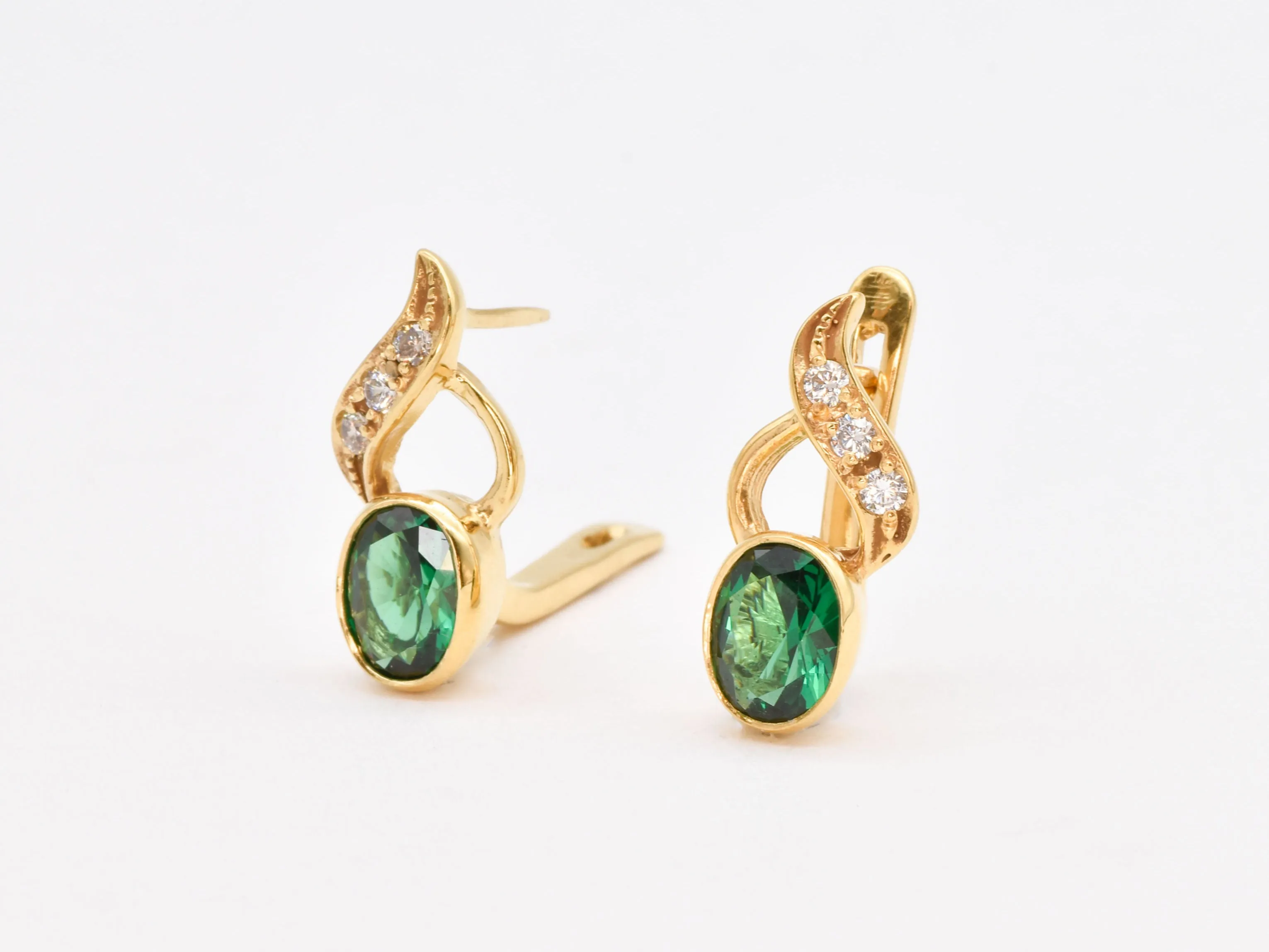 Vintage Emerald Earrings - Green Oval Earrings - Gold Drop  Earrings